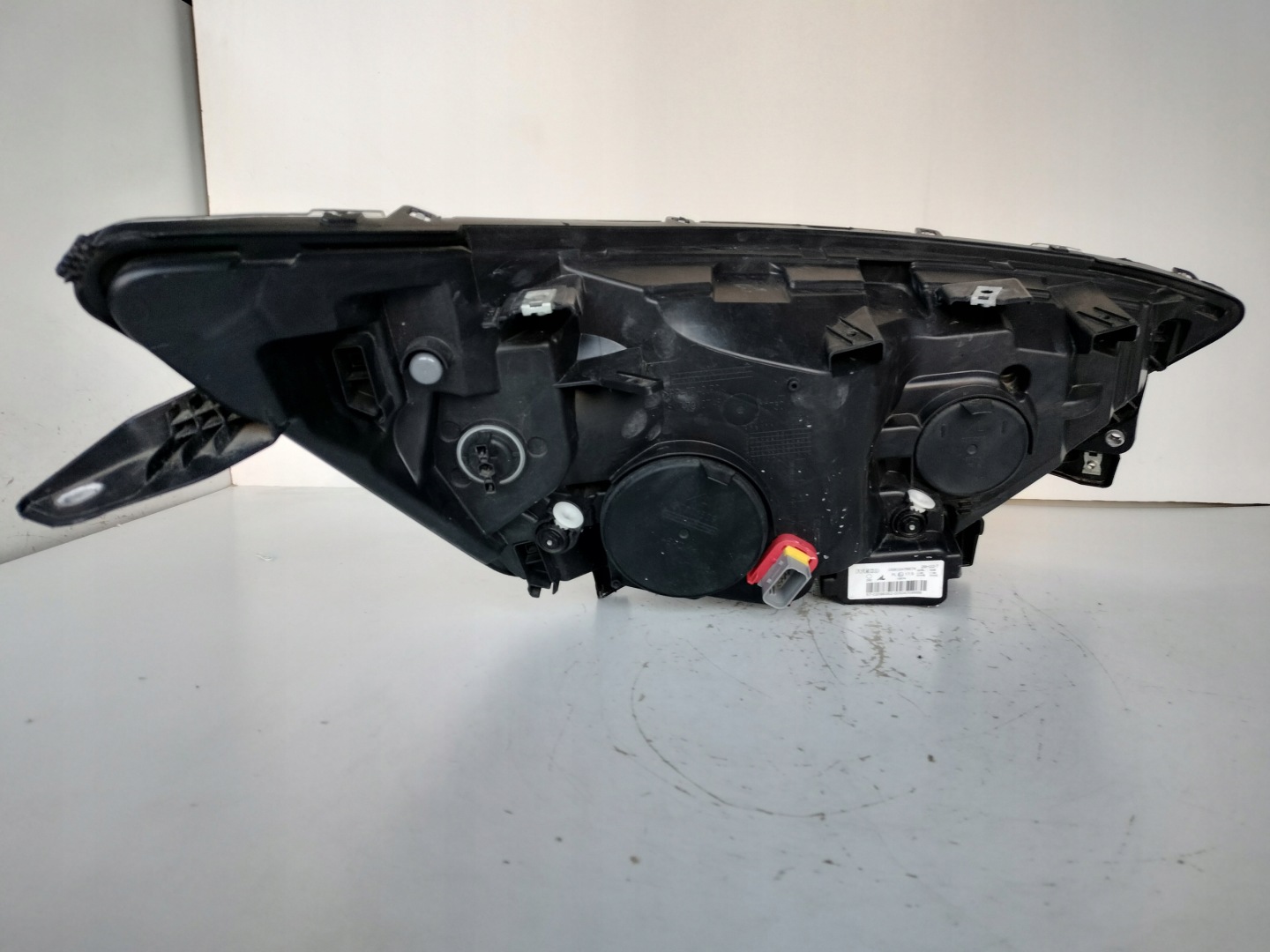 light left REFLEKTOR IVECO DAILY 19- LIFT