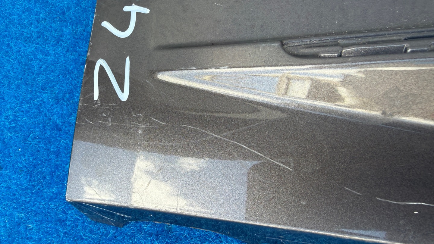 AUDI A4 B9 ALLROAD right threshold cap LAKIEROWANA threshold moulding Z48