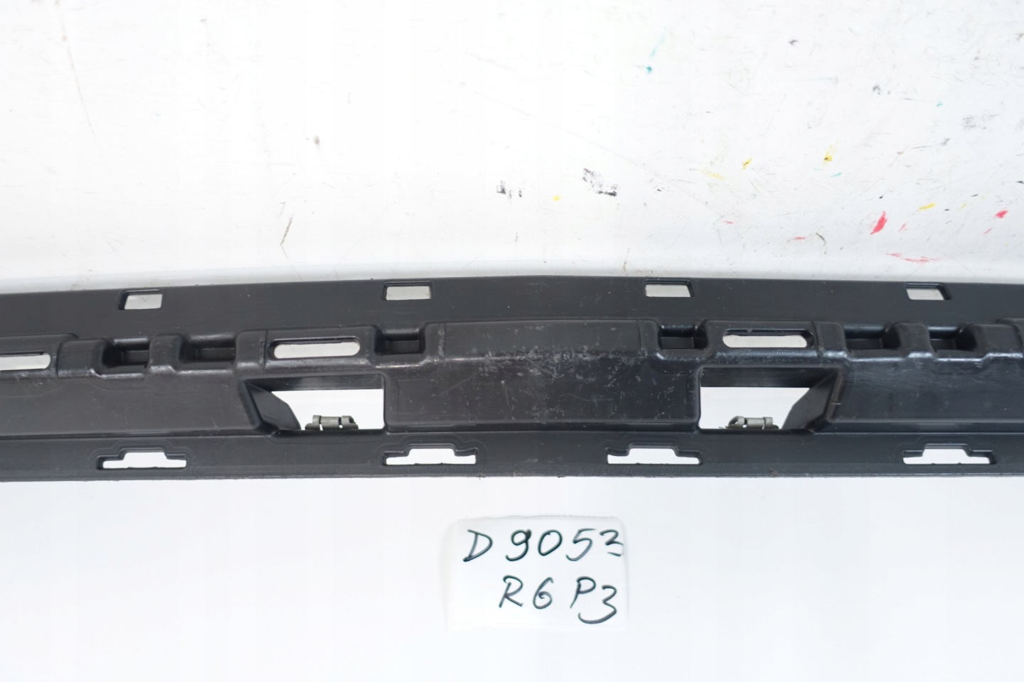 support pillar of a bumper front MERCEDES GLC X253 A2538852202
