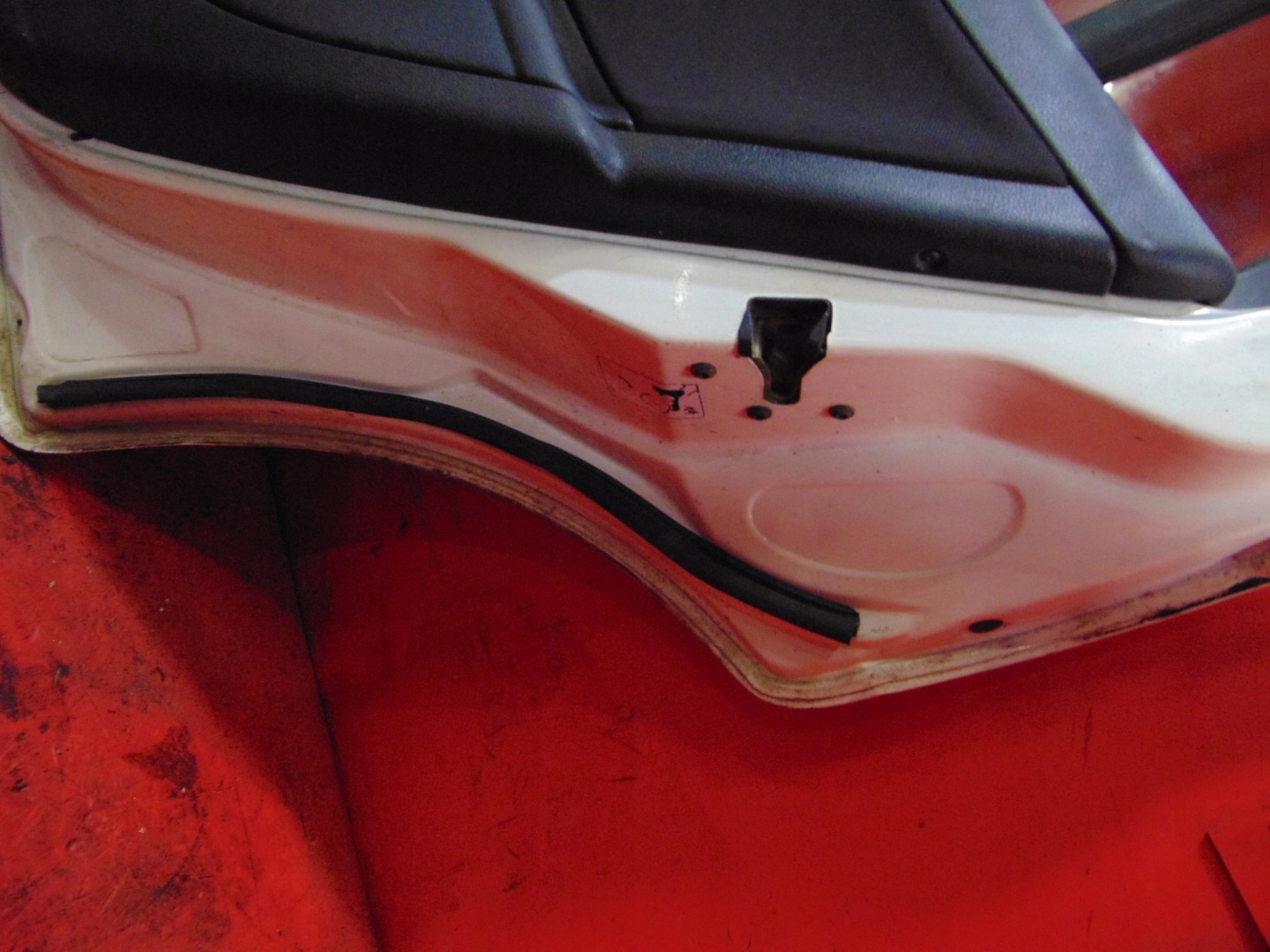 FORD MONDEO MK3 HB TÜR RECHTS HECK HINTEN