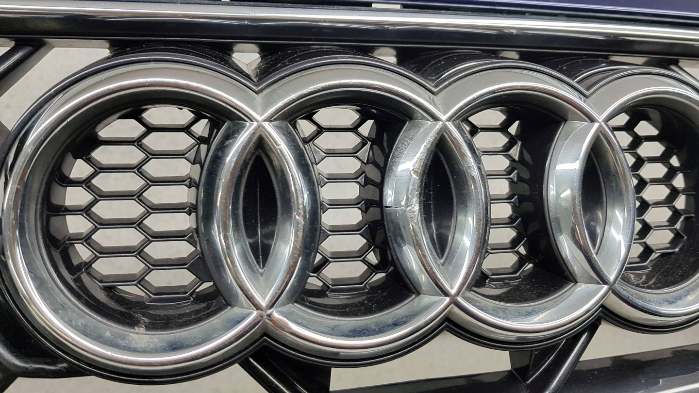 AUDI A4 B9 8W0 S-LINE LIFT 2020 - bumper front 8W0807437AQ