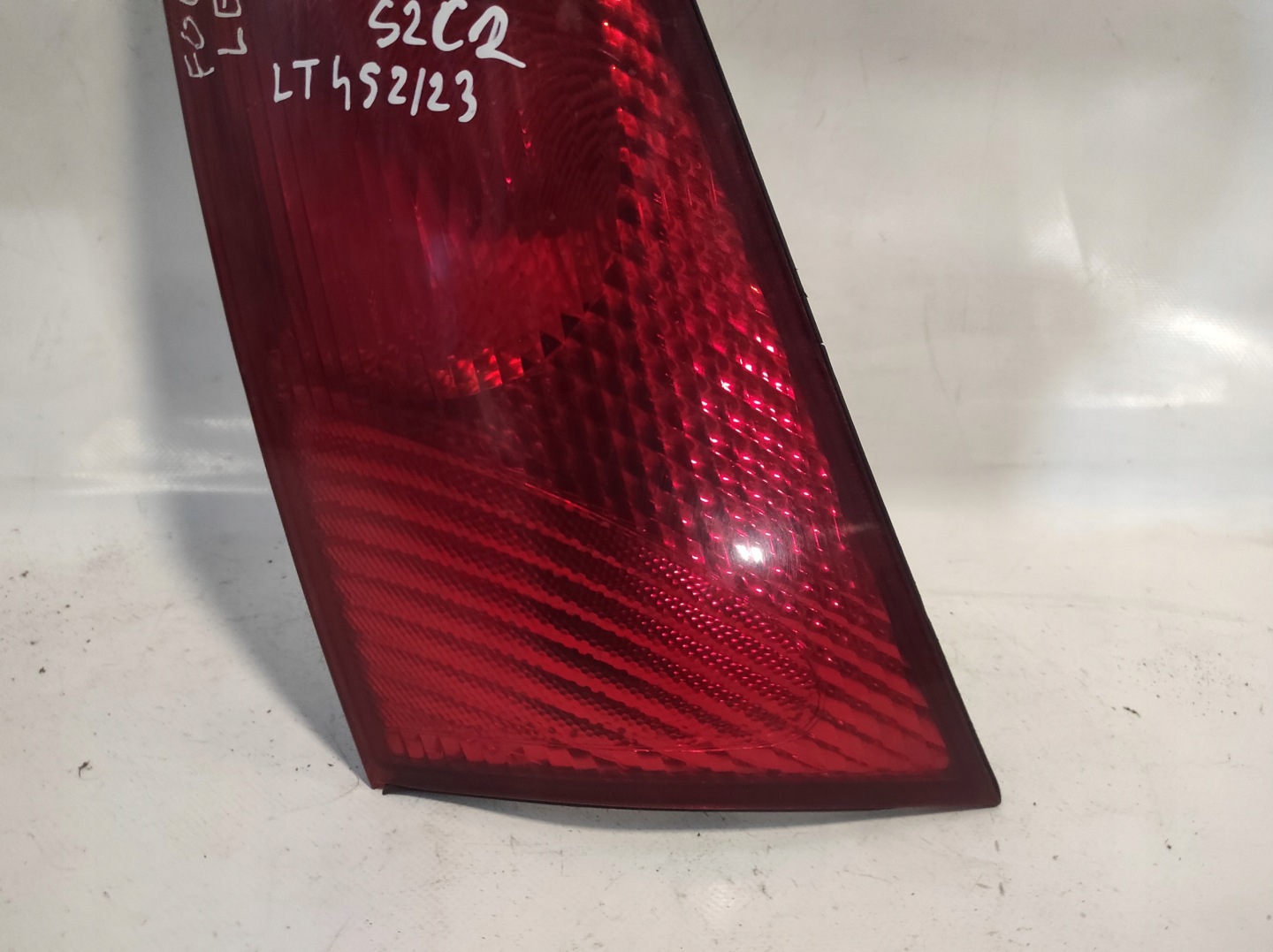 left light rear FORD FOCUS MK1 LIFT left rear part
