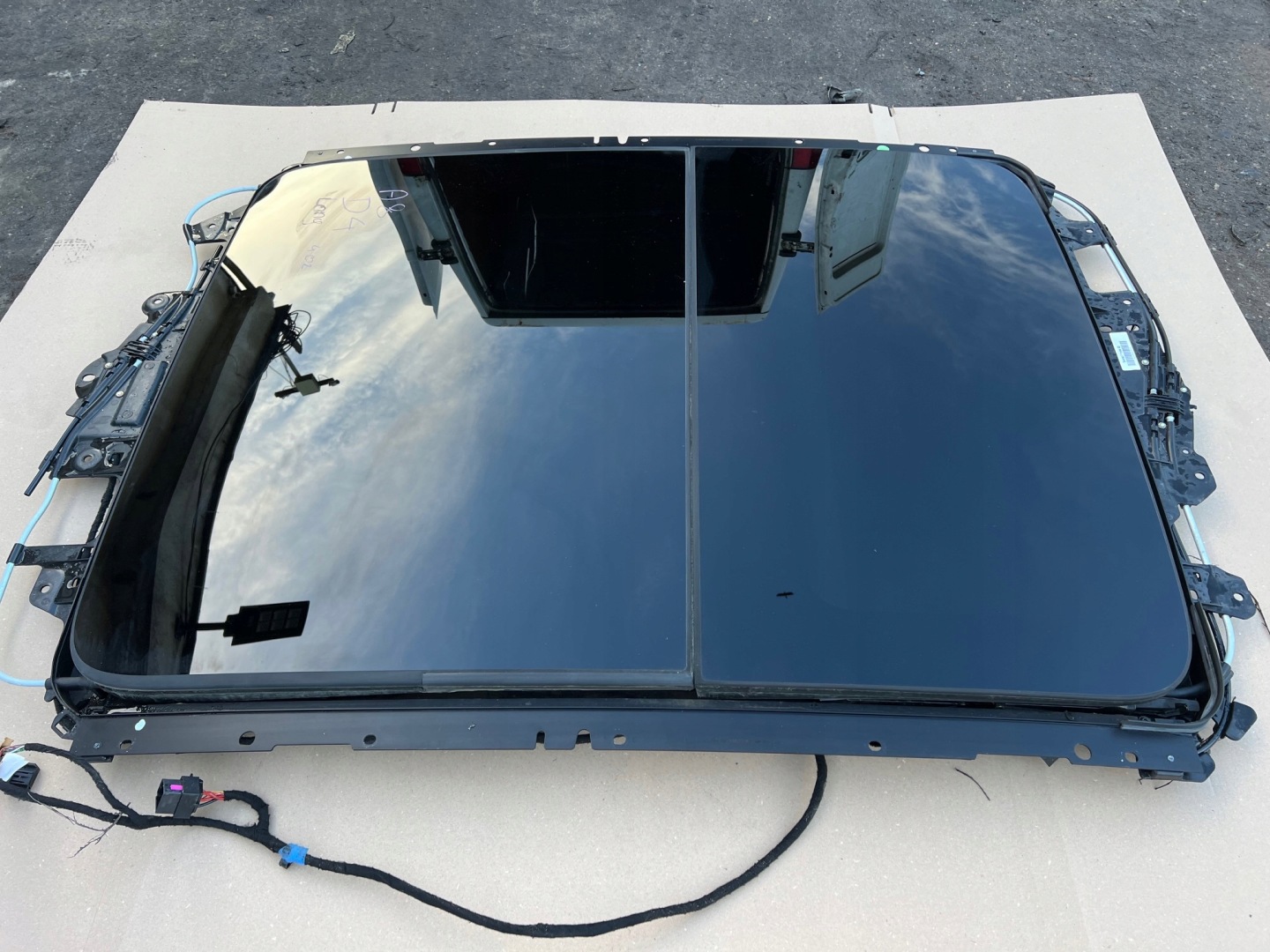 AUDI A8 D4 LONG Schiebedach dach PANORAMA 4H4677041DHC1