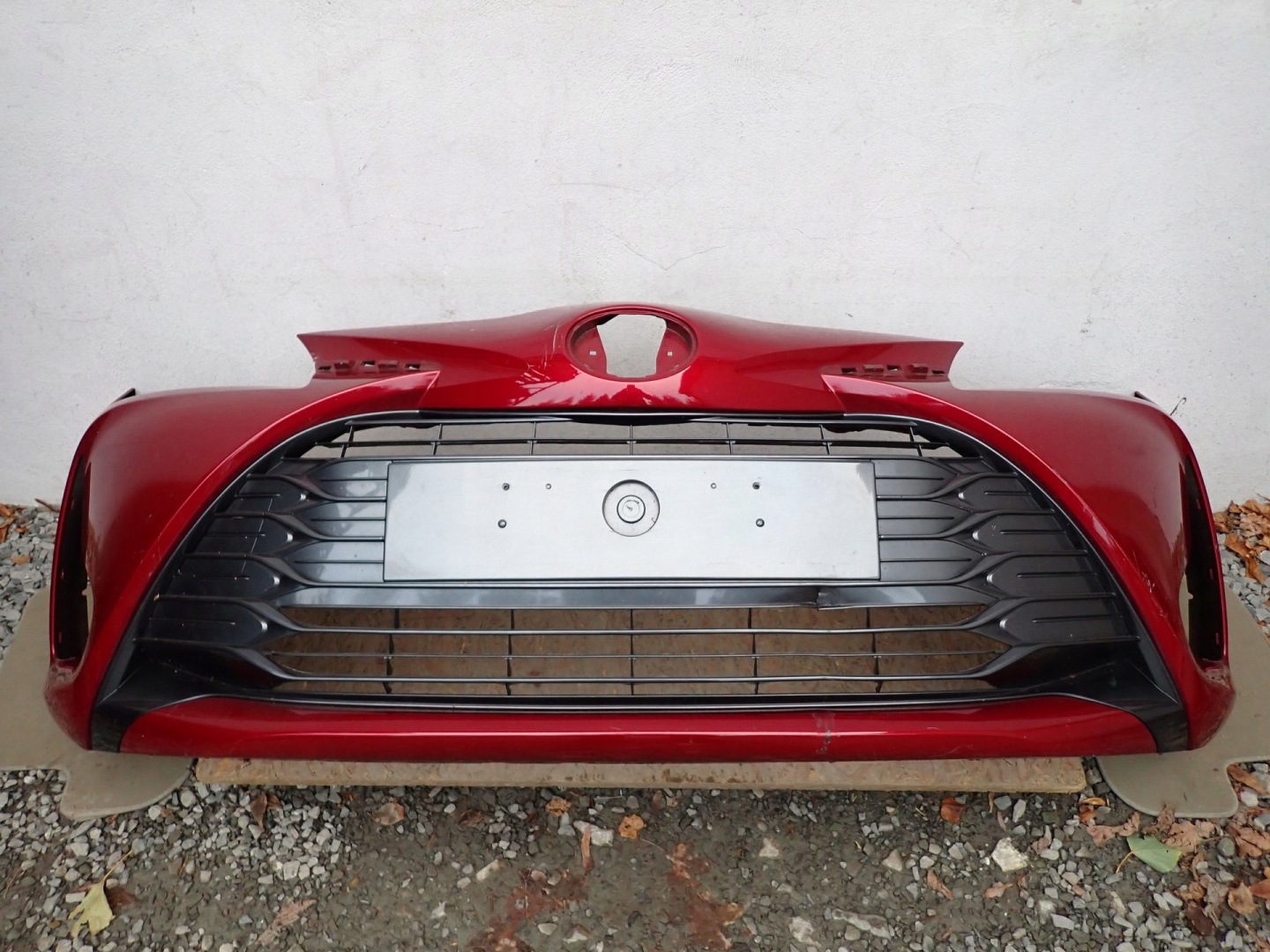 bumper front front TOYOTA YARIS 3 III LIFT 2017-2020R