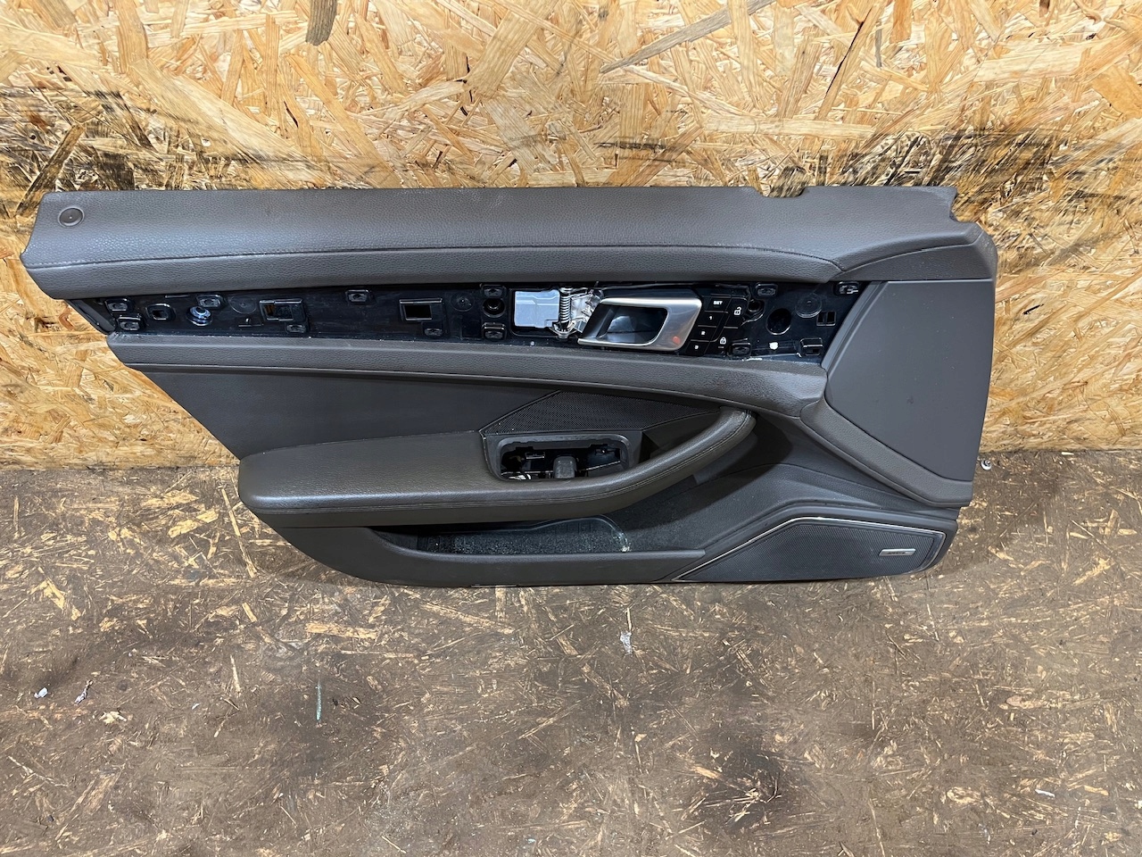 side upholstery door front front left PORSCHE PANAMERA 971 ACHATGRAU 1