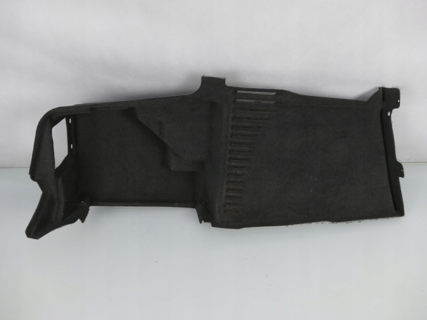 AUDI A8 D2 boot upholstery left upholstery