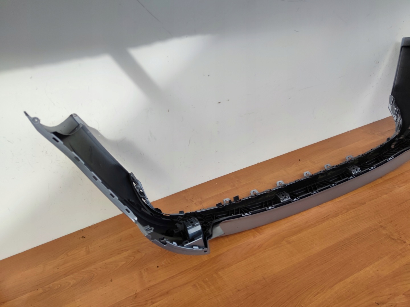 AUDI A4 B9 8W KOMBI bumper rear part below sensors PDC