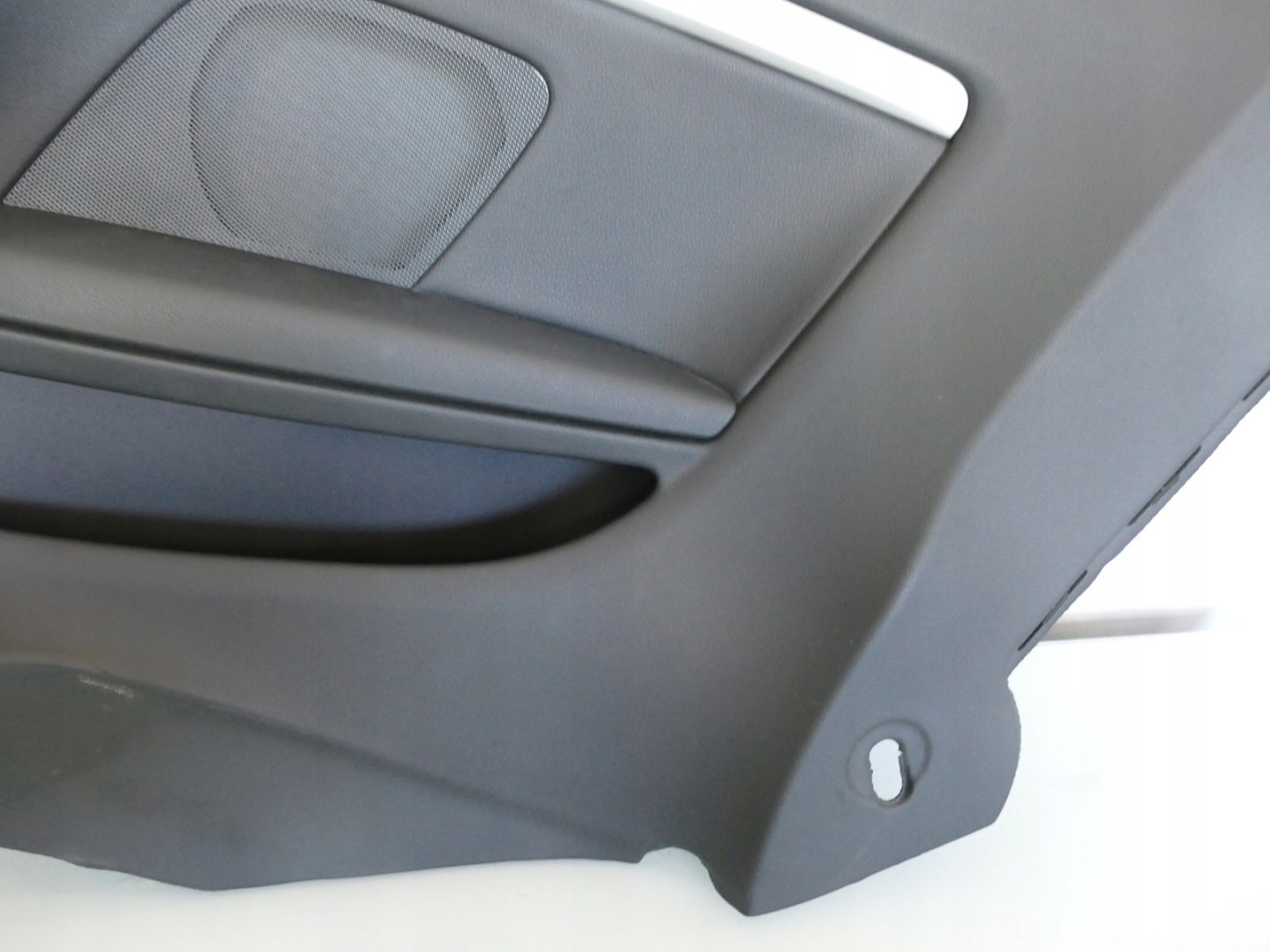 AUDI A5 8T COUPE side upholstery right rear part