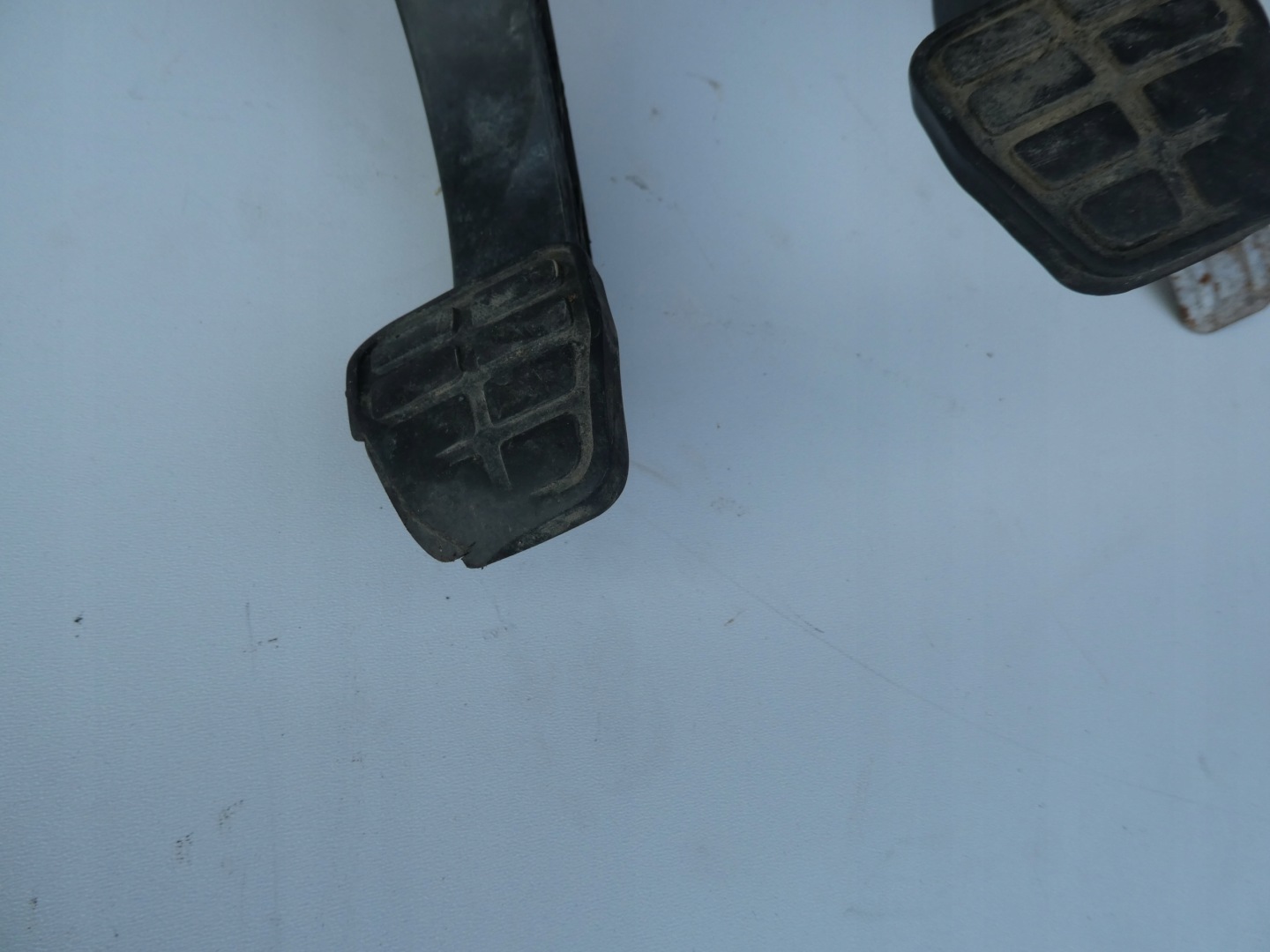 SERVO PUMPA KOČNICE VW T4 2.5 TDI 701612101K