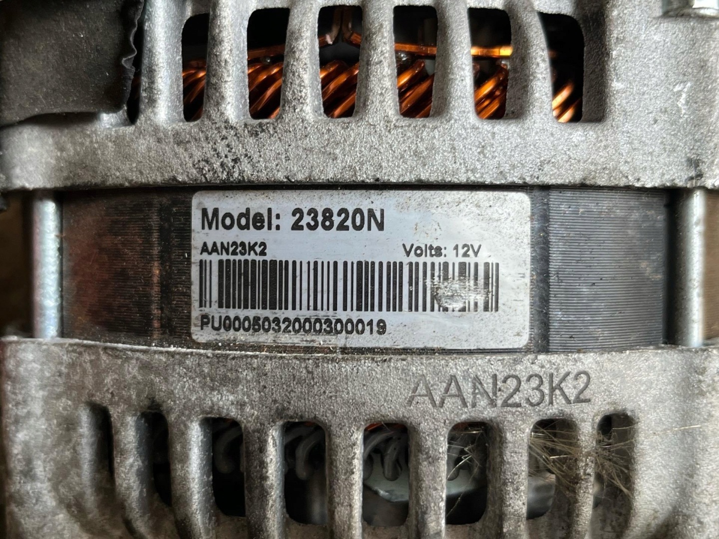 alternátor Ford Focus 2 facelift 2009 23820N