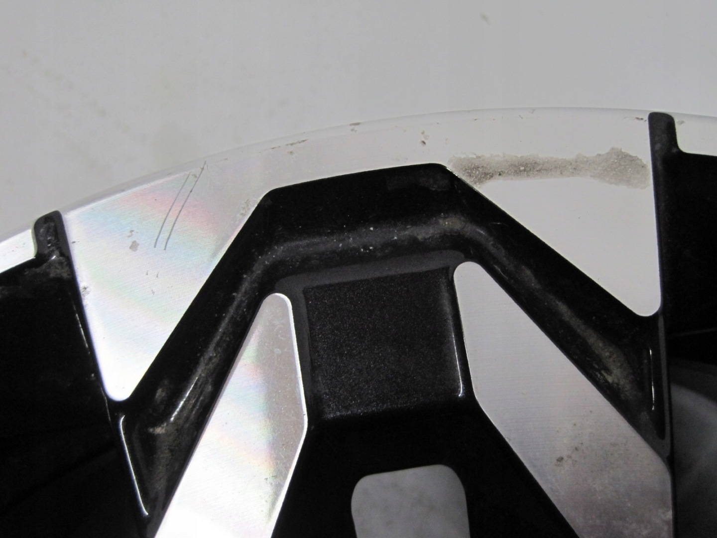 disk R19 5A1E230 BMW X2 U10 U11 637