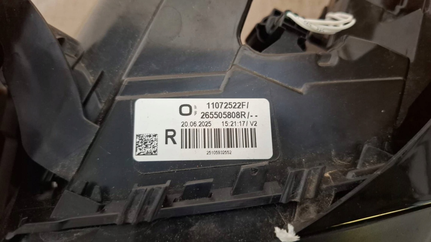 light rear rear part side right Renault Clio VI 265505808R
