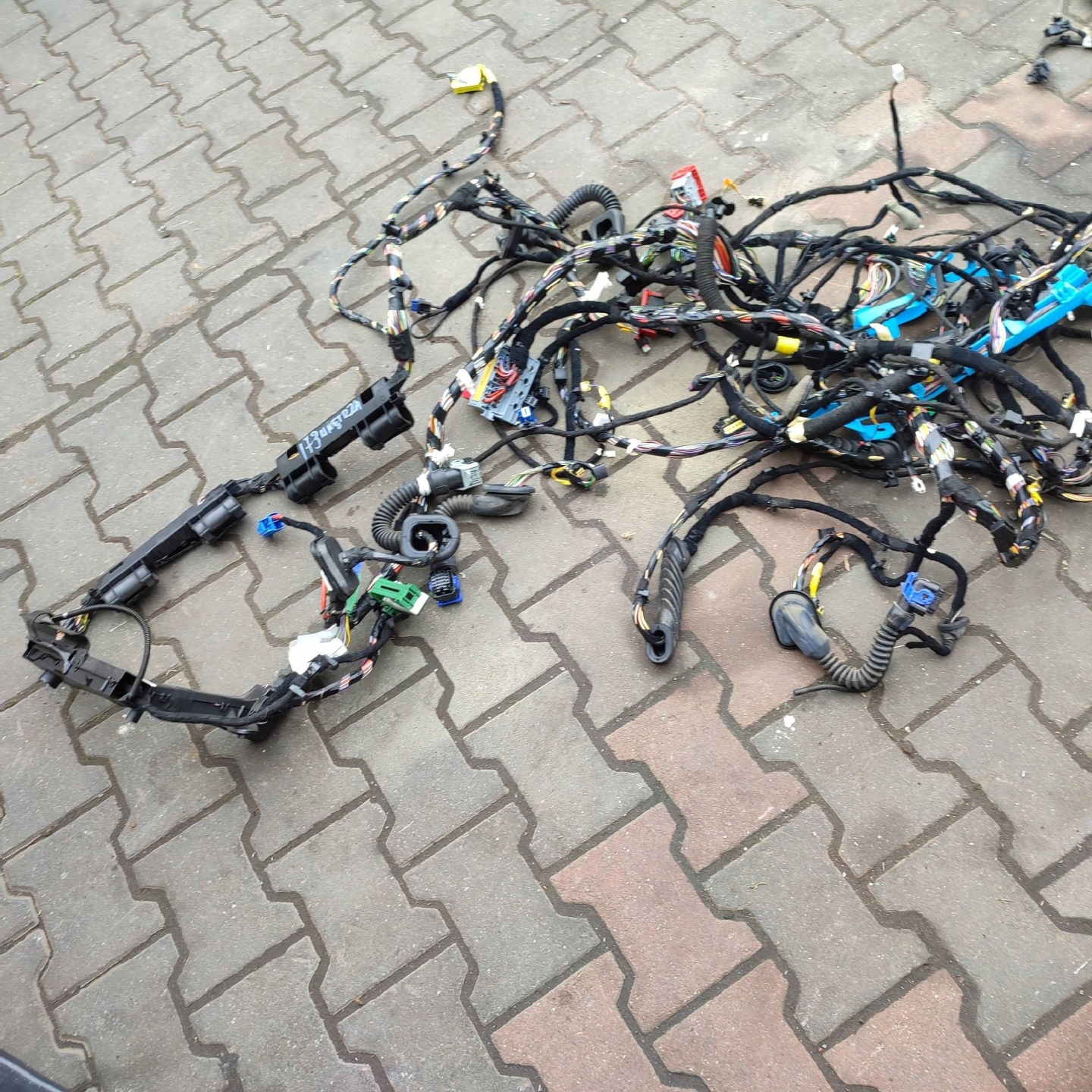 bundle przewodow (wiring electrical) Fiat 500X 52102992