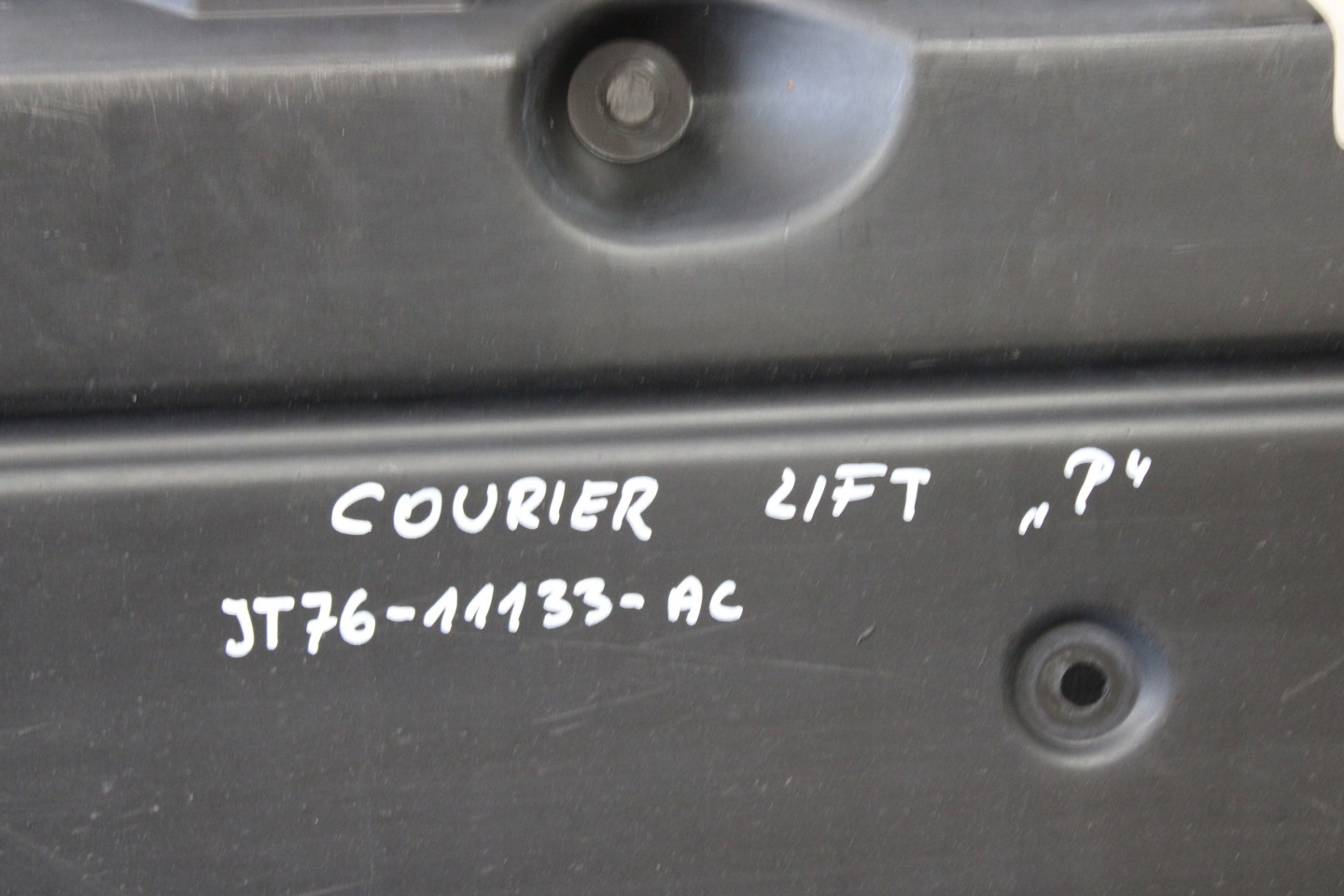 abdeckung Blende Abdeckung Unterfahrschutz rechts FORD TRANSIT COURIER LIFT JT76-11133-AC