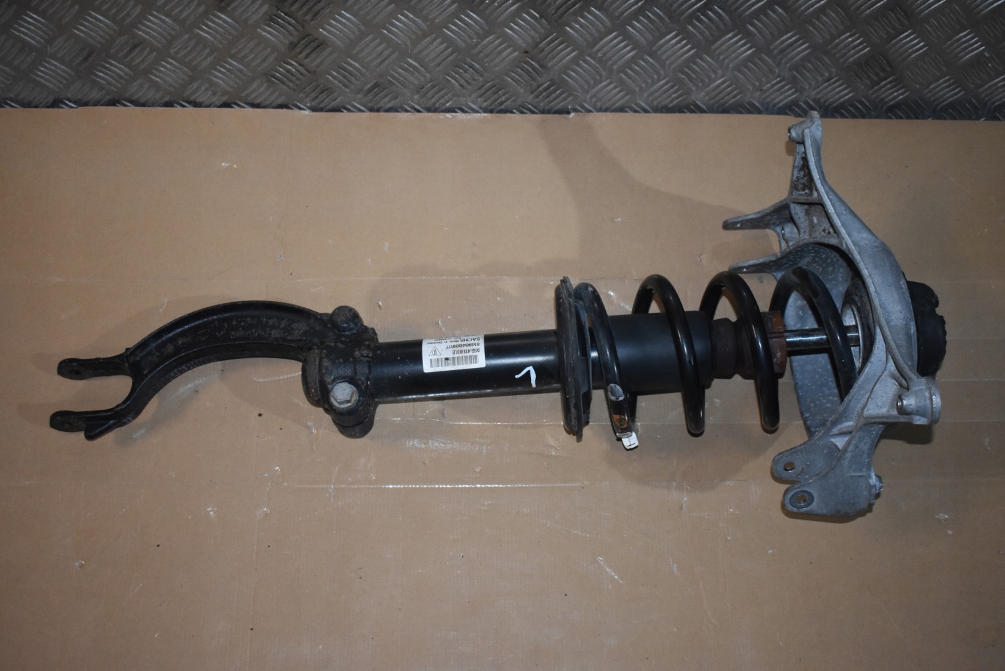 IDEALNY shock absorber left front front PORSCHE MACAN 1 9