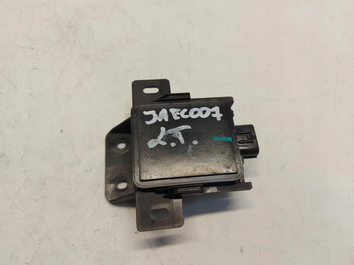 Jaecoo 7 PHEV 2025 sensor radar martwego pola left rear part 704001267aa