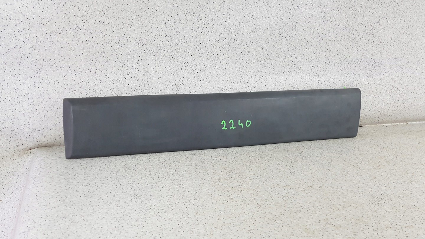 RENAULT TRAFIC OPEL VIVARO II moulding door left 2240