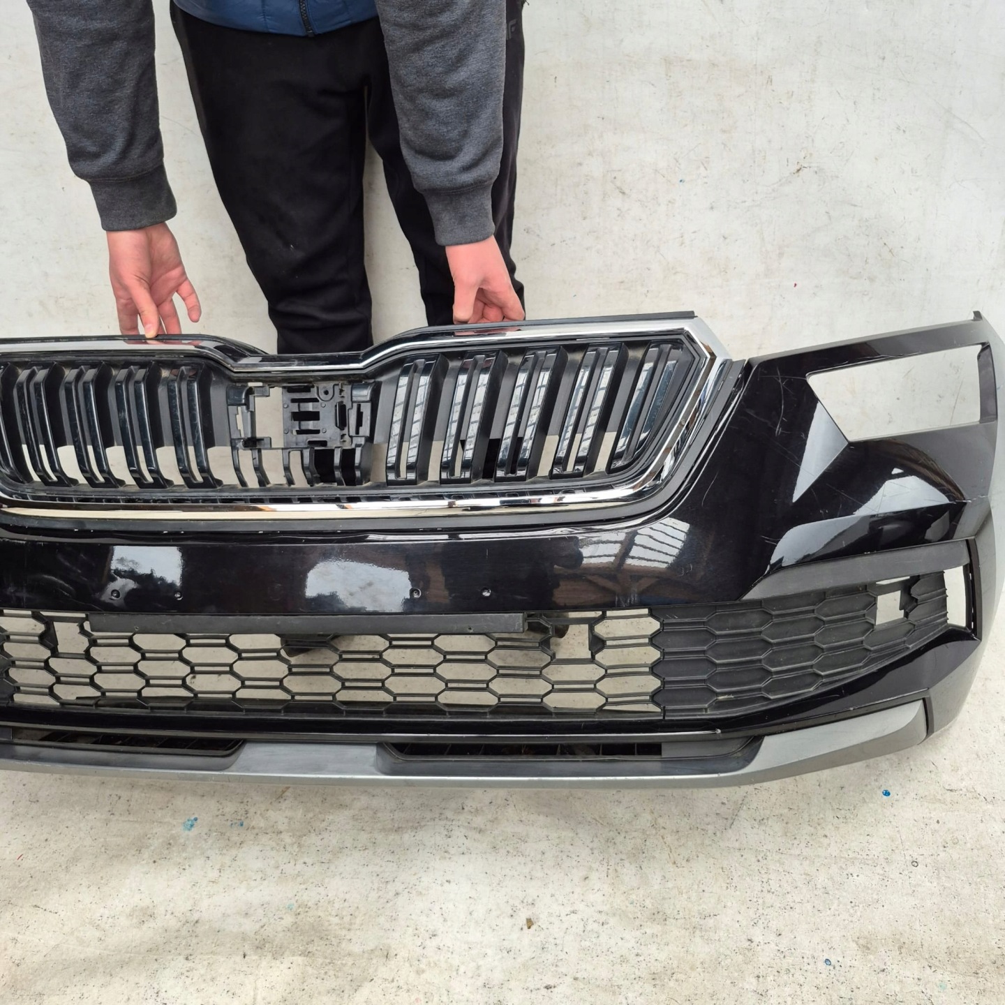 SKODA KAMIQ 658 19- bumper front front grill 658807221