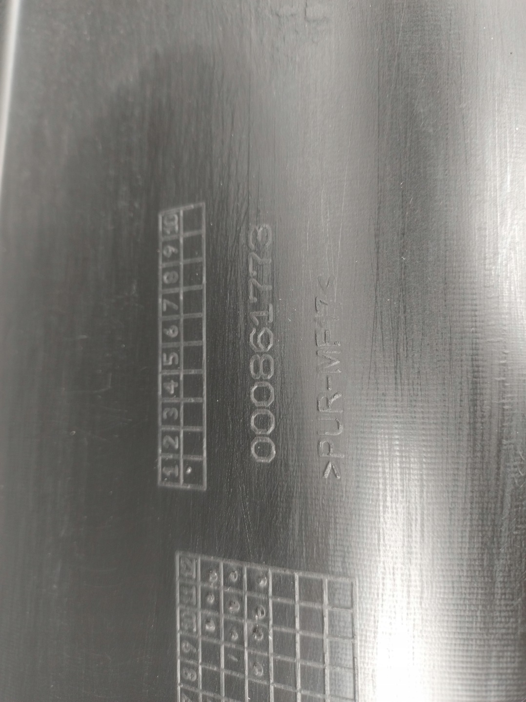 FERRARI F8 TRIBUTO F142 right moulding threshold threshold