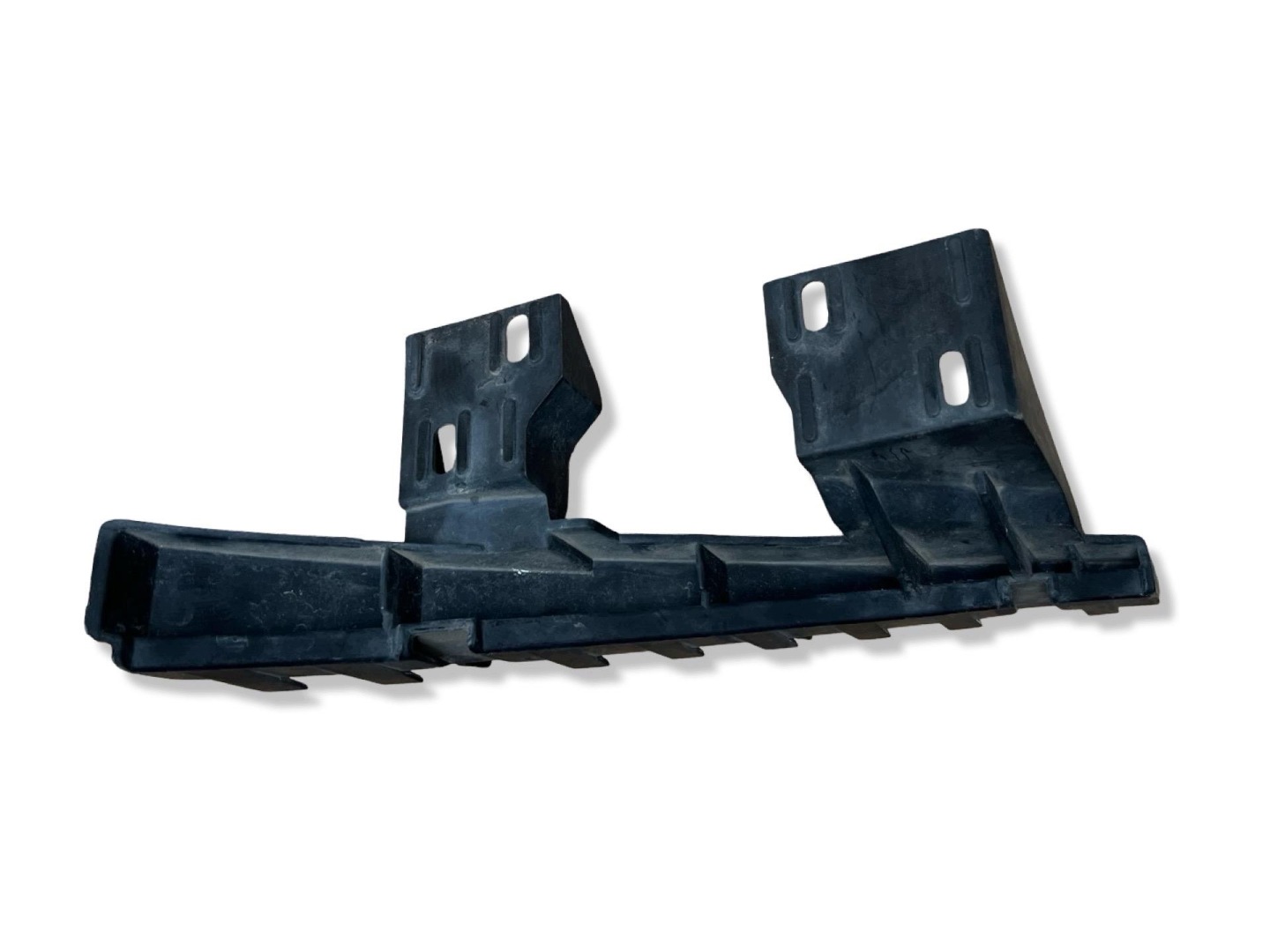 support holder of a bumper front right side Audi Q7 4L 2007 4L0807334