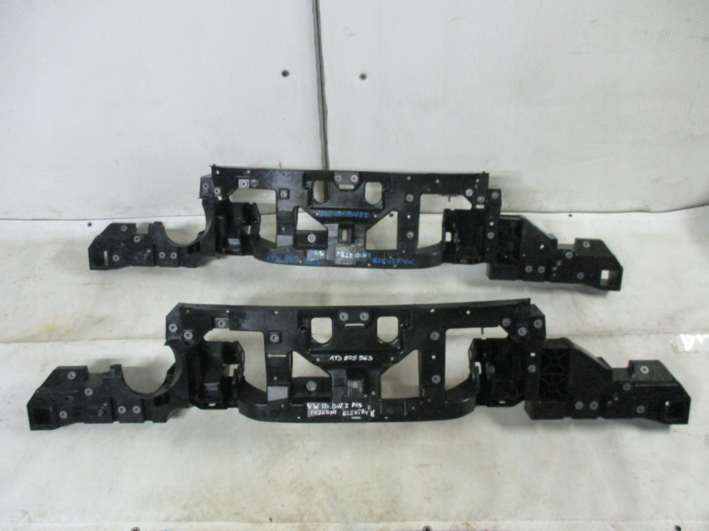 pillar front VW id Buzz elektryk 1T3805563C