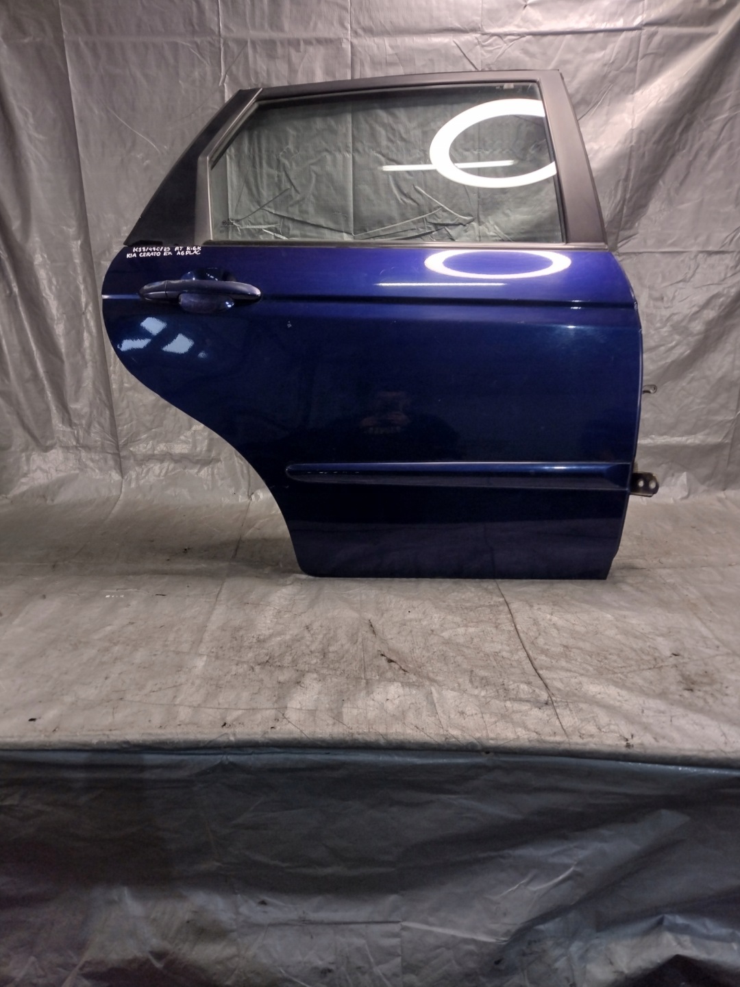 door right rear. KIA Cerato EX HB k: 6k