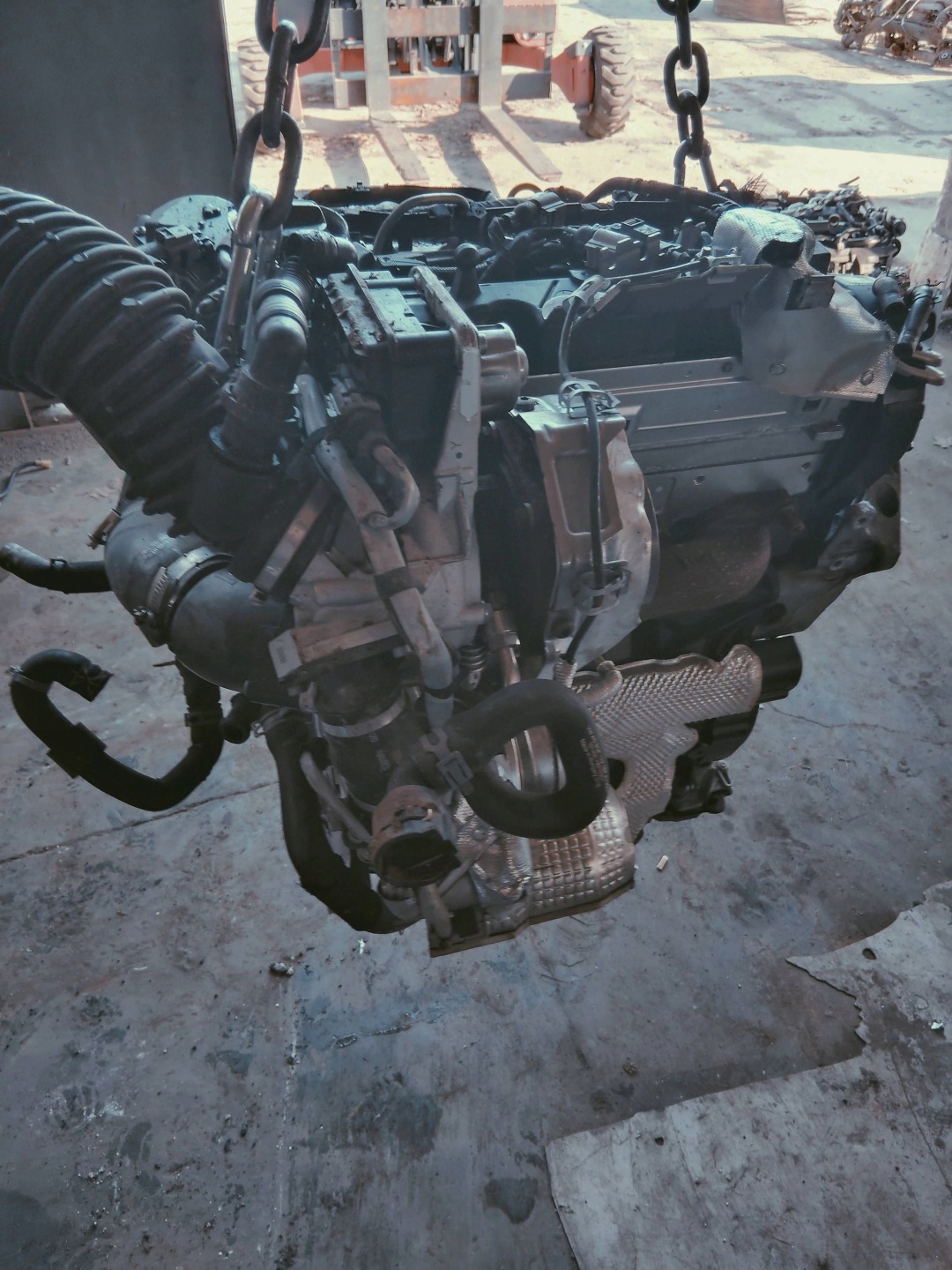 AUDI Q3 II 83A 2.0 TDI engine complete DEMONTAZ DTS