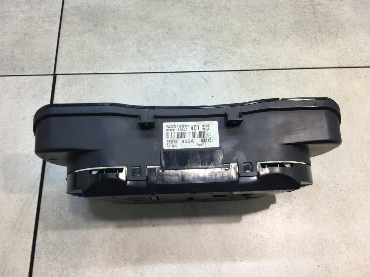 dials dials VW PASSAT B5 FL 1.9 TDI 3B0920806A