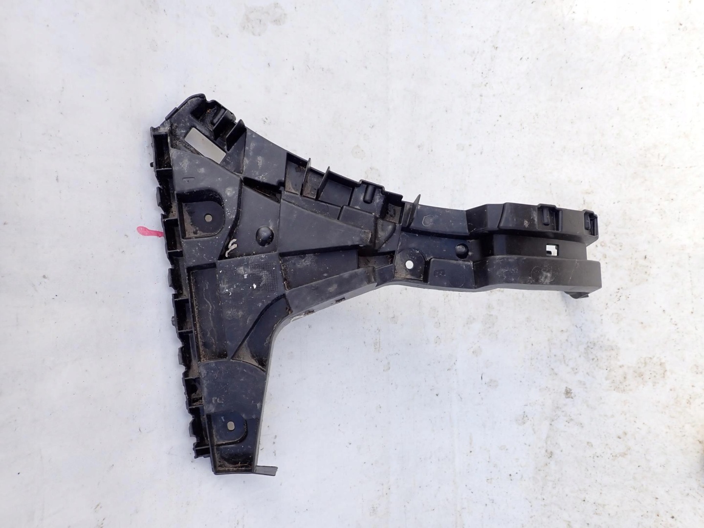 AUDI Q3 and 1 11-18 support right rear part rear