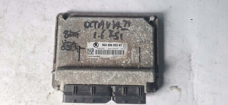 computer motore SKODA OCTAVIA II 06A906033NT