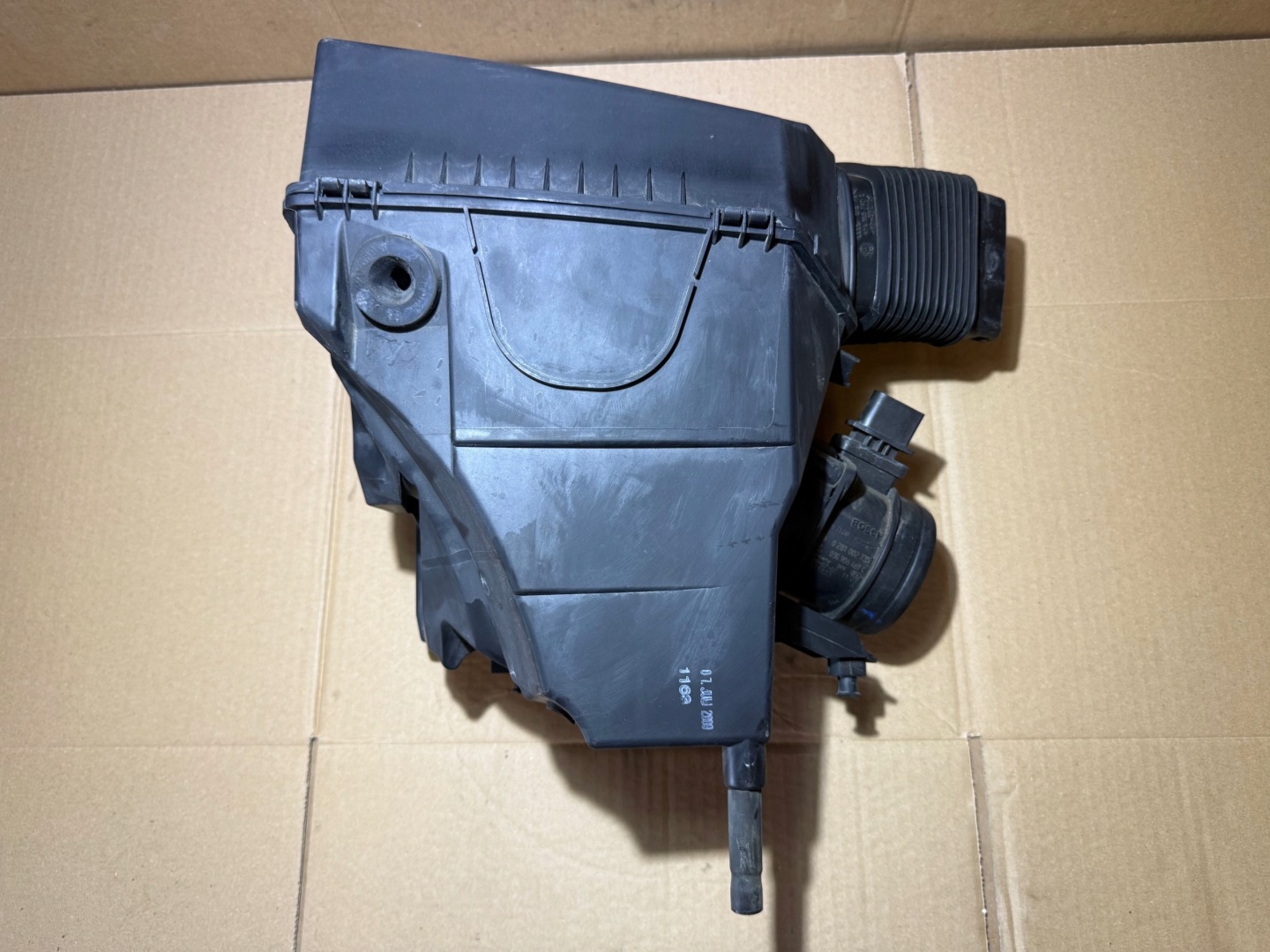 AUDI A6 C6 LIFT 2.0 TDI Gehäuse filter luft 4F0133835AH