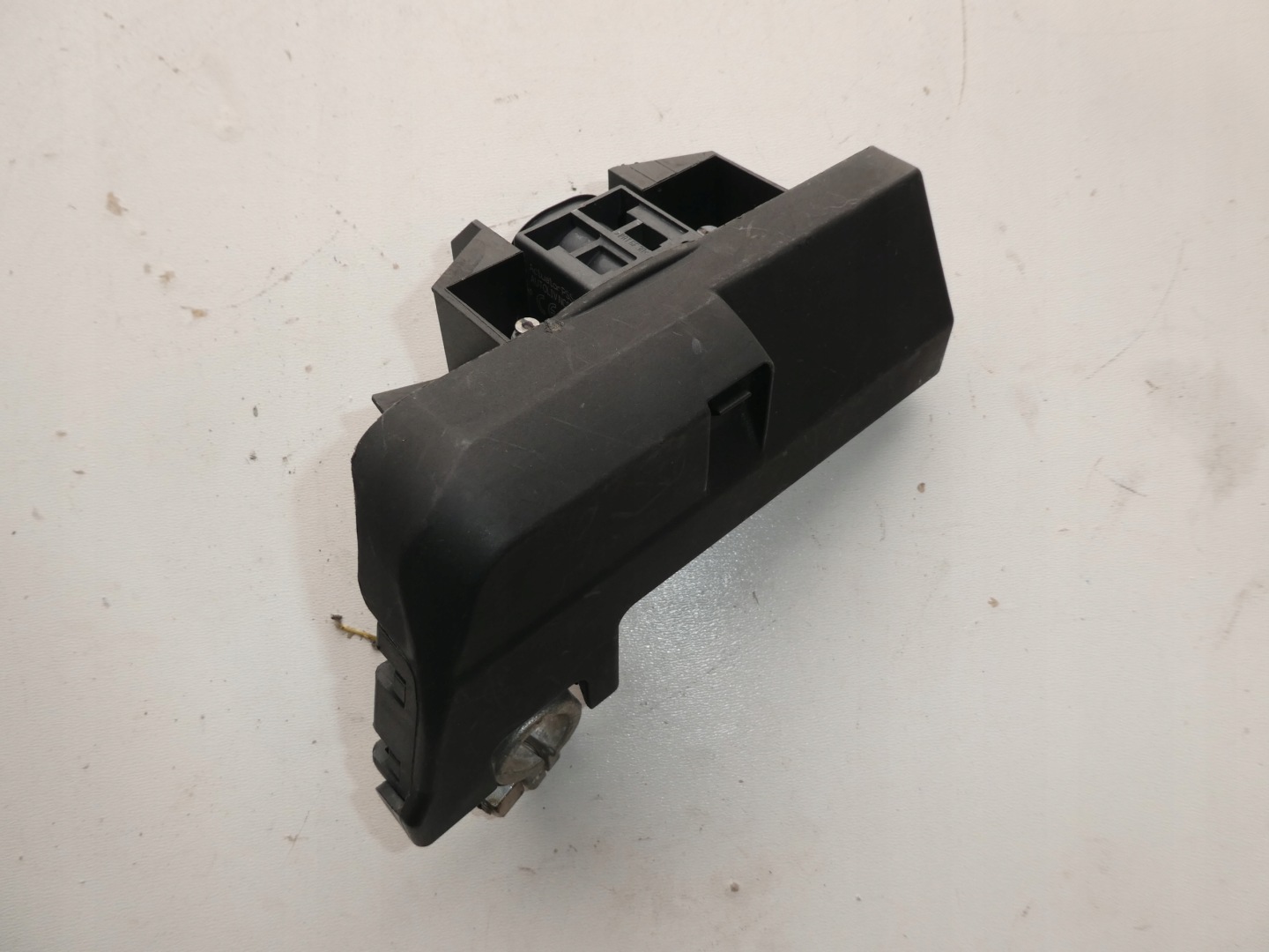 AUDI A4 B8 A5 terminal plus fuse PIROTECHNICZNY