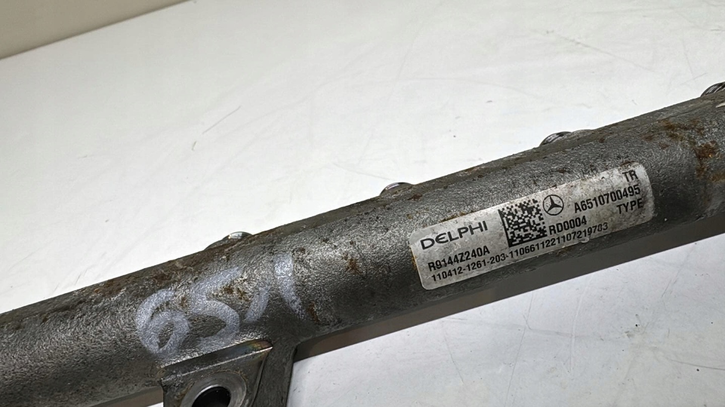 Rampe injection MERCEDES 2.2 CDI A6510700495 Z avec capteurs Complète