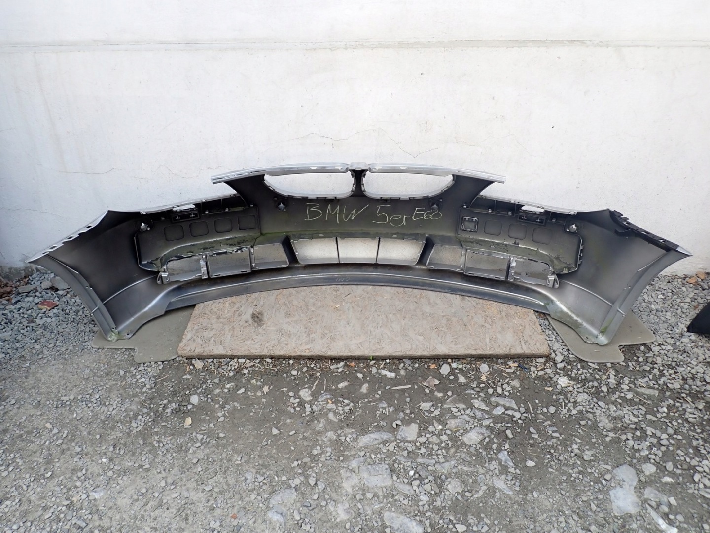 bumper front front BMW 5 V E60 E61 2003-2006R 51117033694