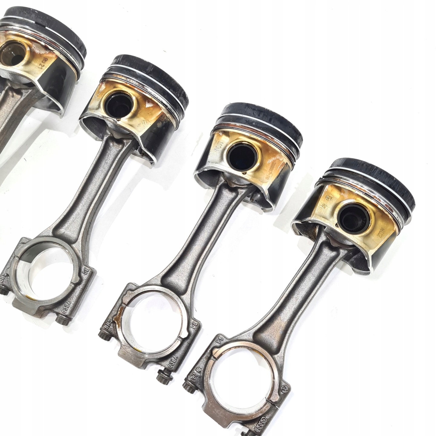 piston connecting rod VW PASSAT B7 GOLF VI SUPERB II 1.6 TDI DDY 03LA