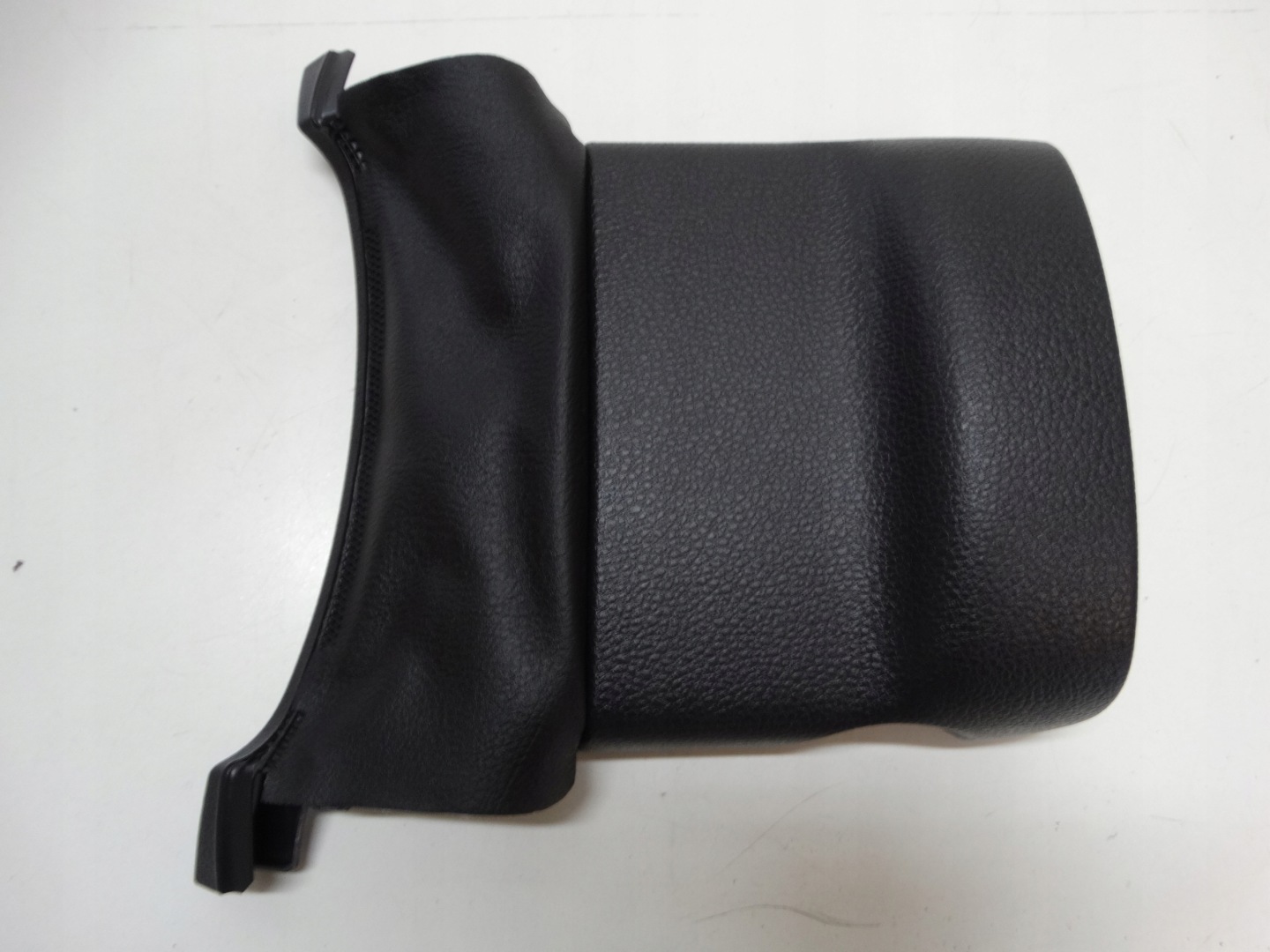 obal volantu VW GOLF VI 5N0858565