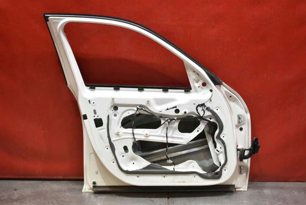 door left front front 300 BMW X1 E84 LIFT m-packet 12-15