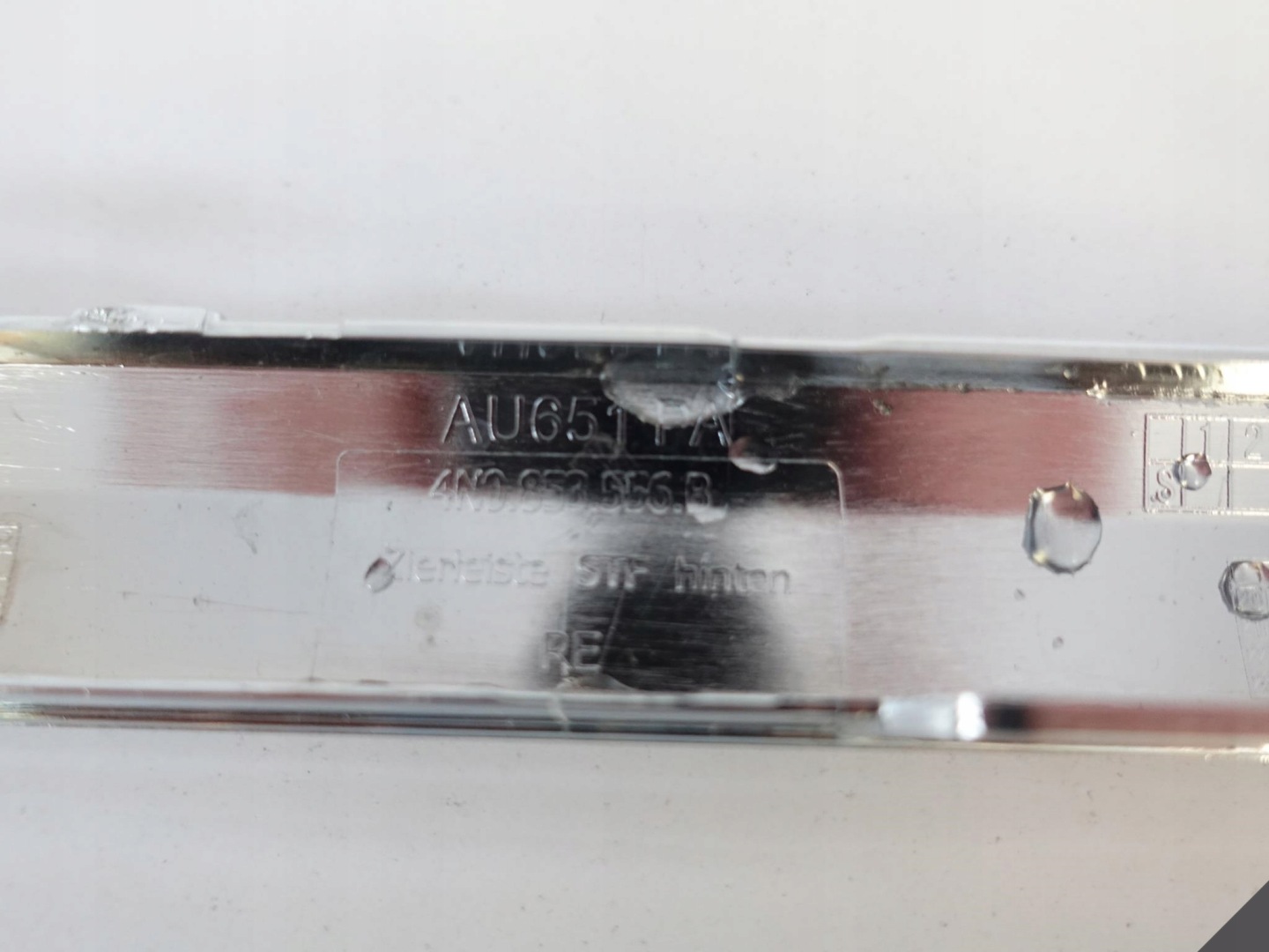 AUDI A8 4N0 D5 LIFT 22- bumper moulding right rear part