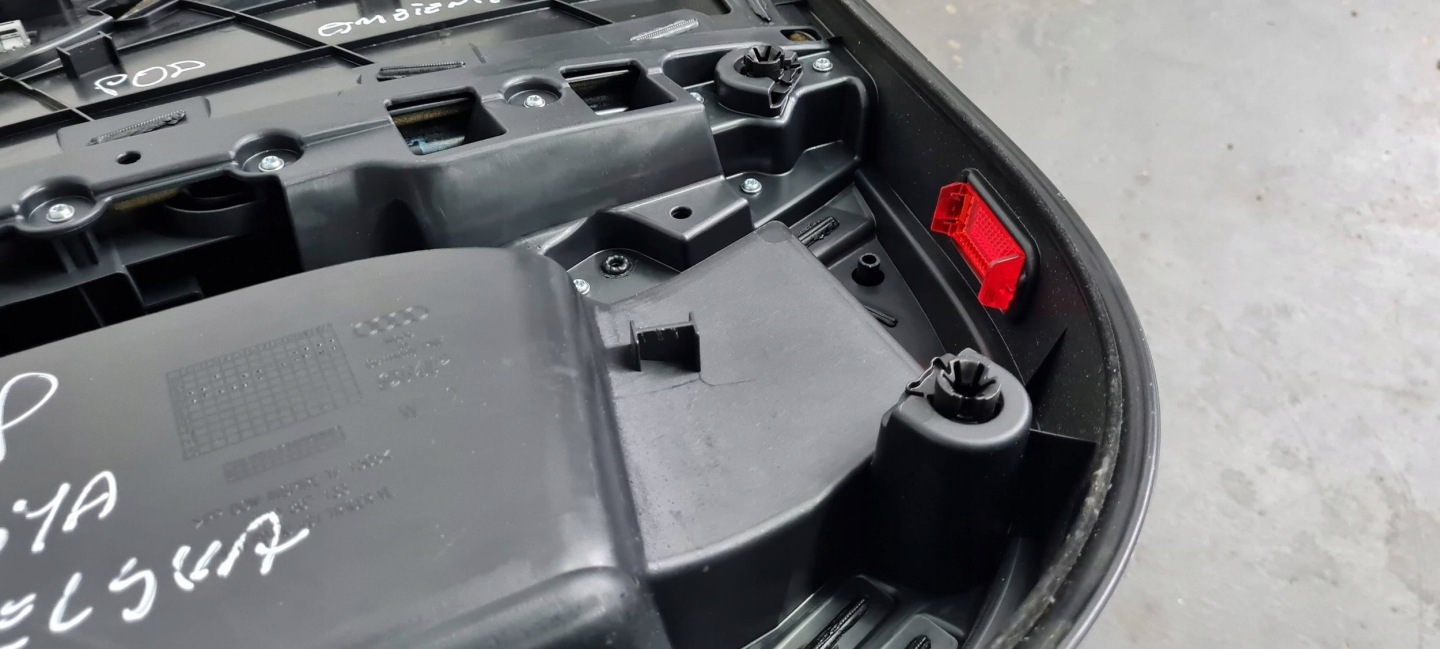 A4 B9 8W side door SLINE left left front ALCANTARA 8W0867133