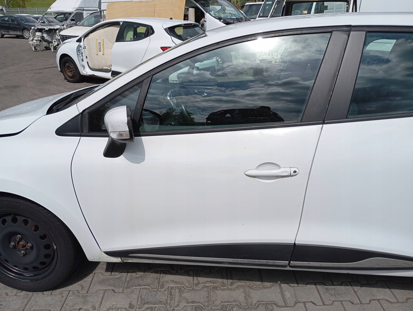 RENAULT CLIO 4 IV BH door front front left 12-20 BIALE OV369 0V369