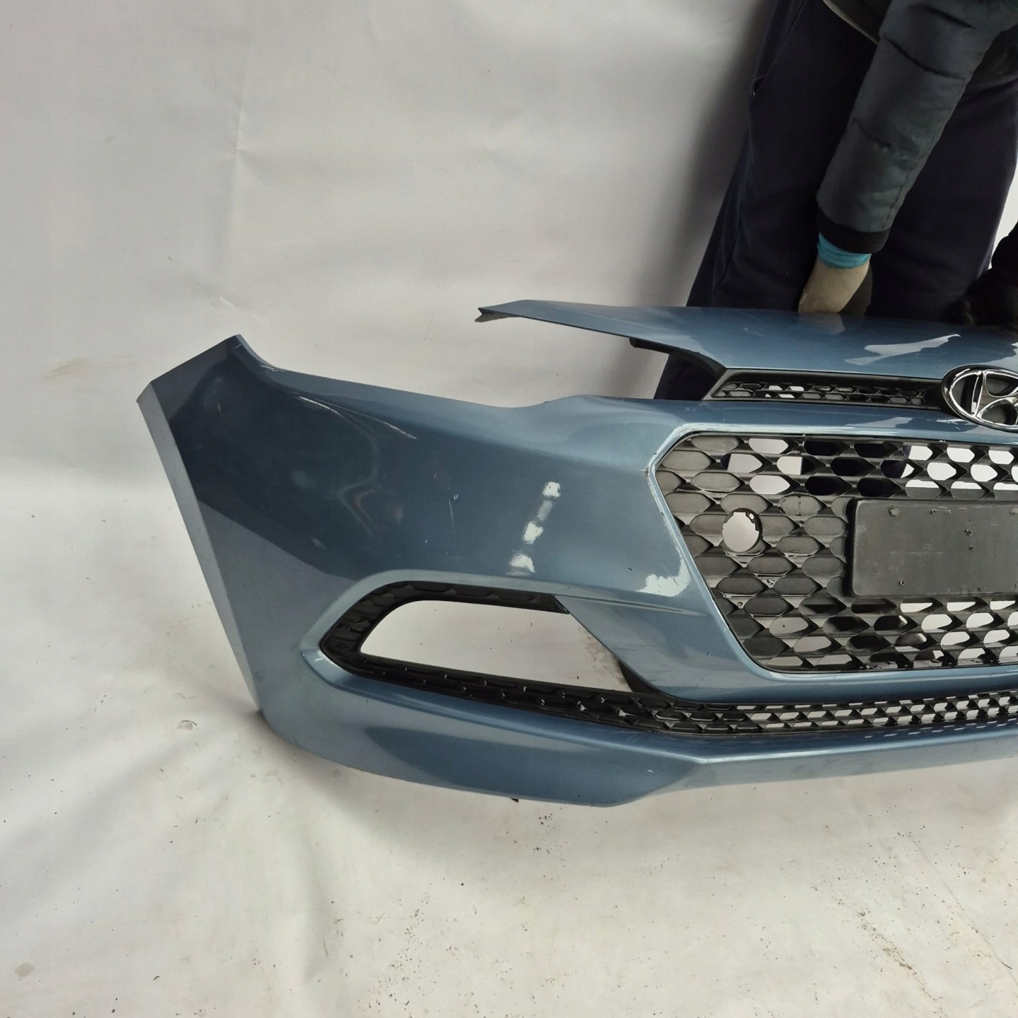 HYUNDAI I20 II 2 14- bumper front front grill grid 86511-C8000