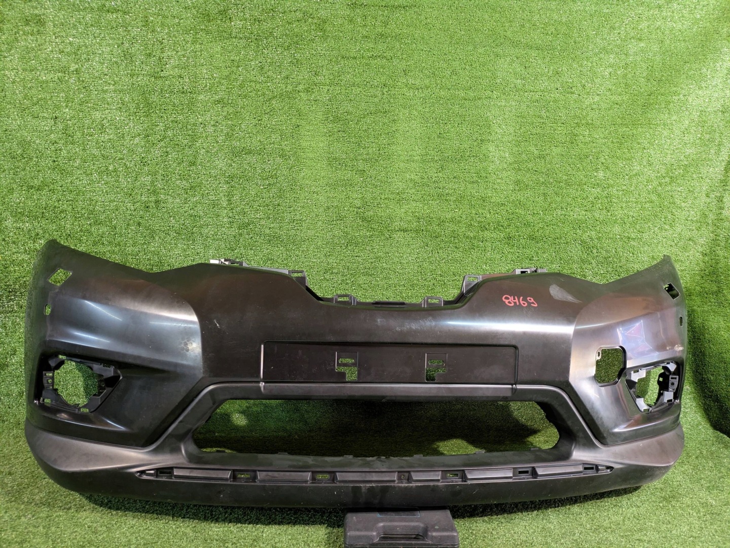front bumper front NISSAN X-TRAIL T32 13- NR.8469