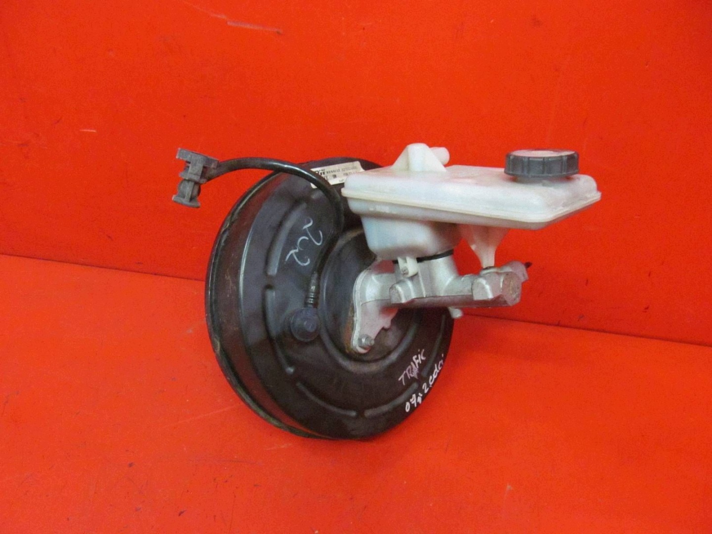 VIVARO A TRAFIC 2 II PRIMASTAR Servo bremsen Pumpe 8200506830 93857441