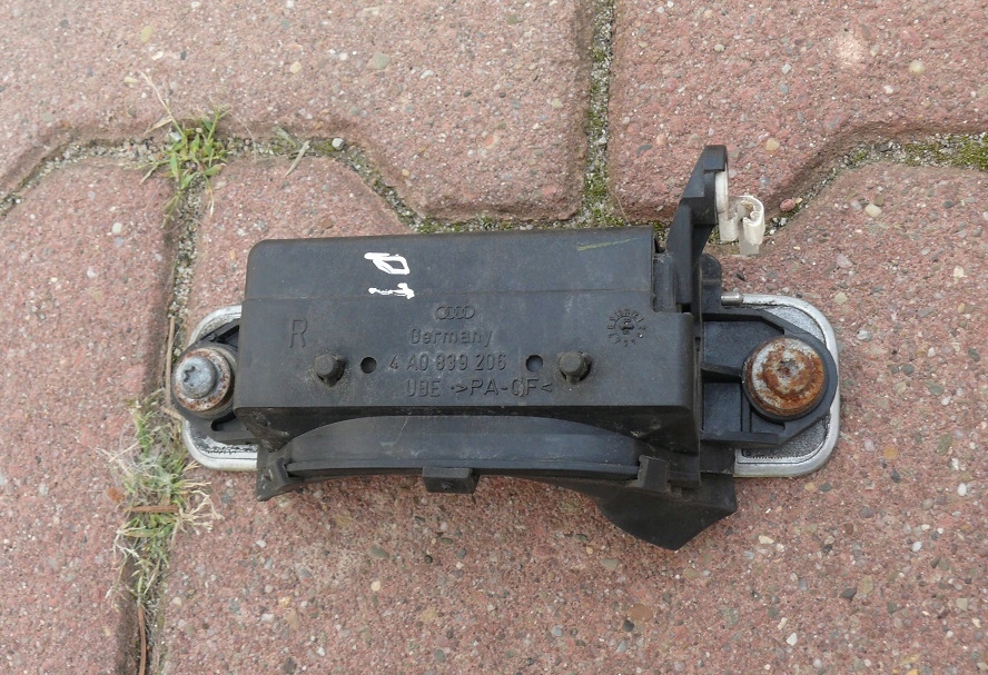 handle exterior door right rear part AUDI A8 D2 94-98r. LY7M 4A0839206