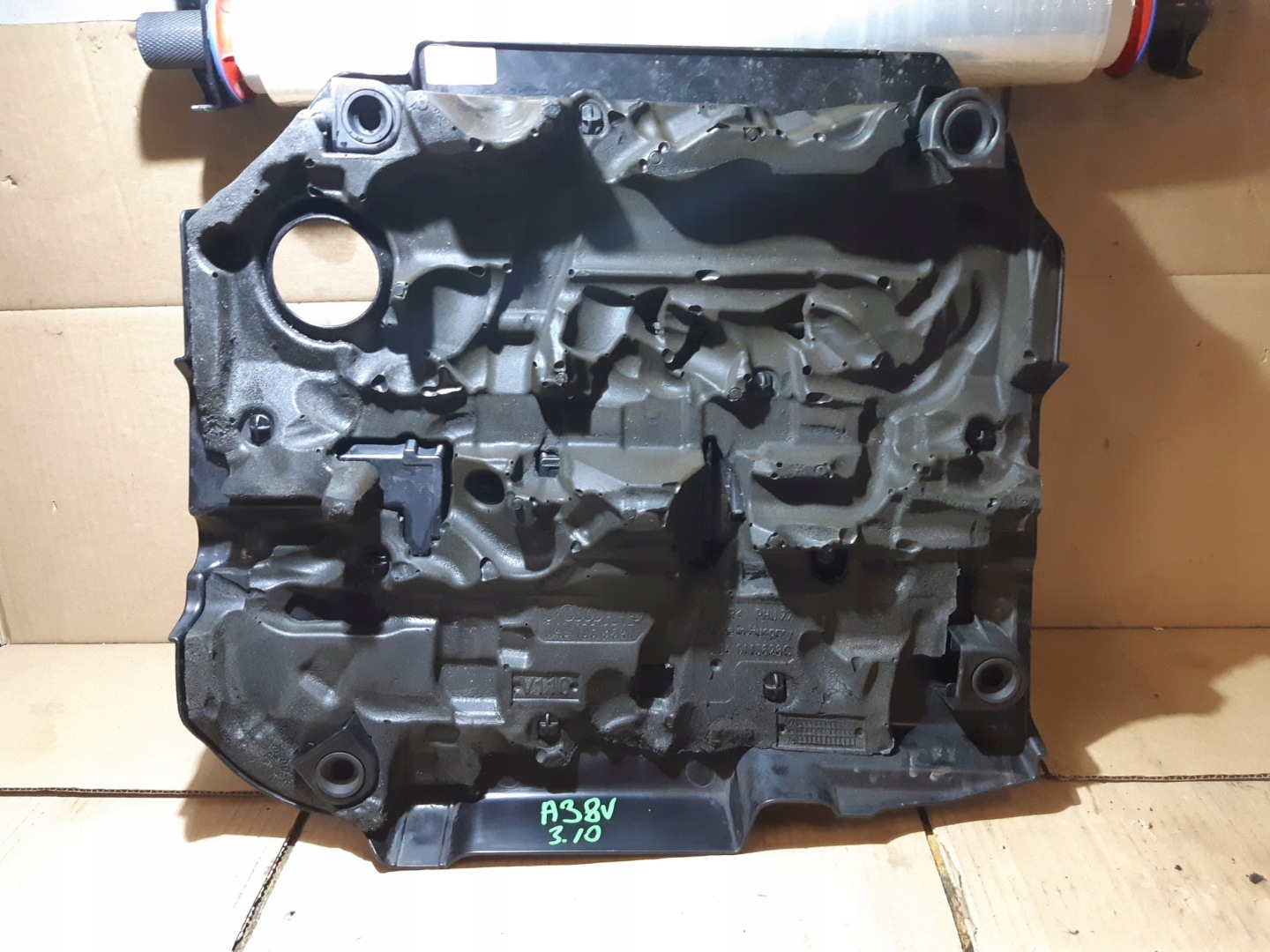 AUDI TDI upper cover engine housing cover 04L103925R