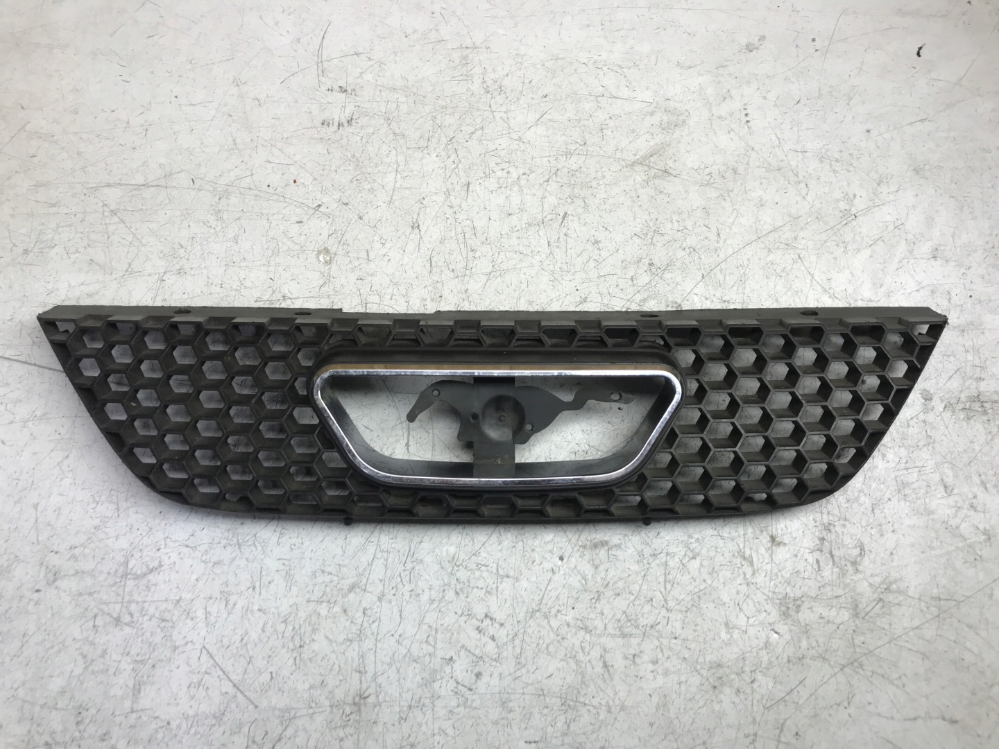 Grille FORD MUSTANG XR3X-8150-ACP