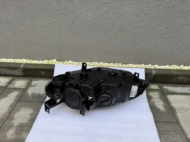 light right BMW X6 E71 Bi Xenon non-setting