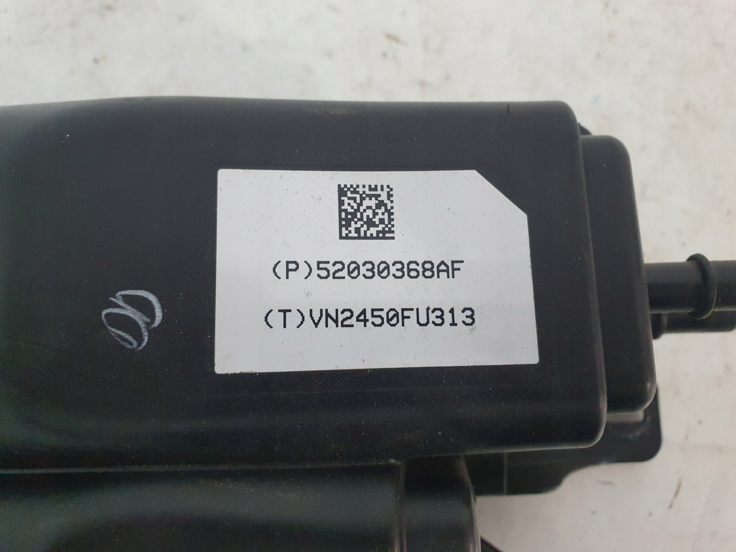 CHRYSLER PACIFICA II 16- karbonski filter PAR goriva 52030368AF