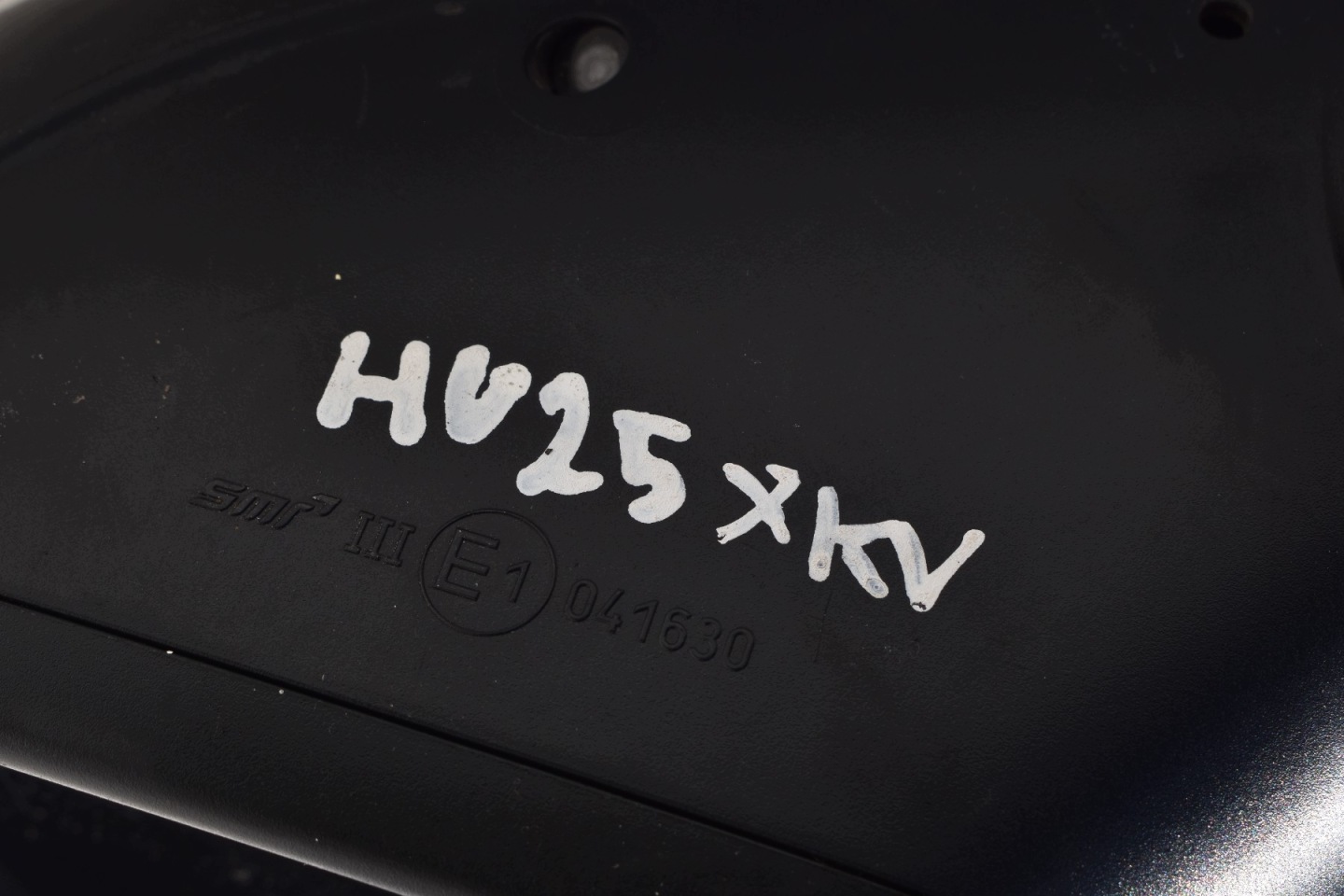 mirror right 9PIN VW T-ROC 2017-2025 code lakieru: LR7H 041630 UK