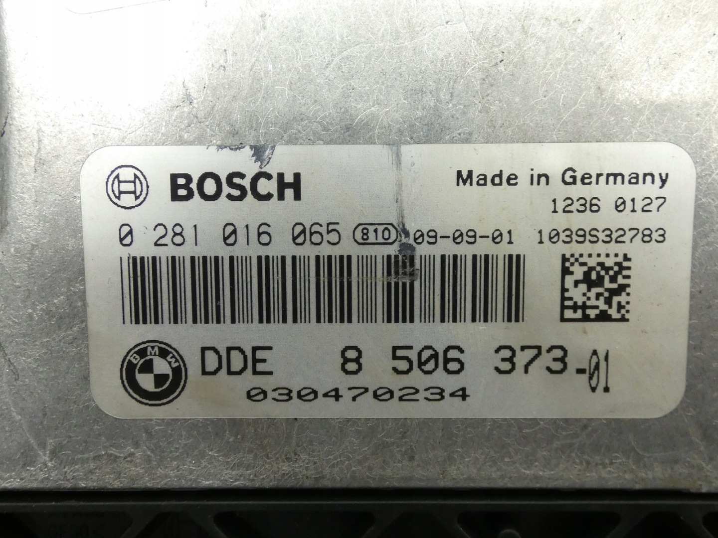 control unit computer of the engine BMW X3 E83 2.0D N47 D20 8506373